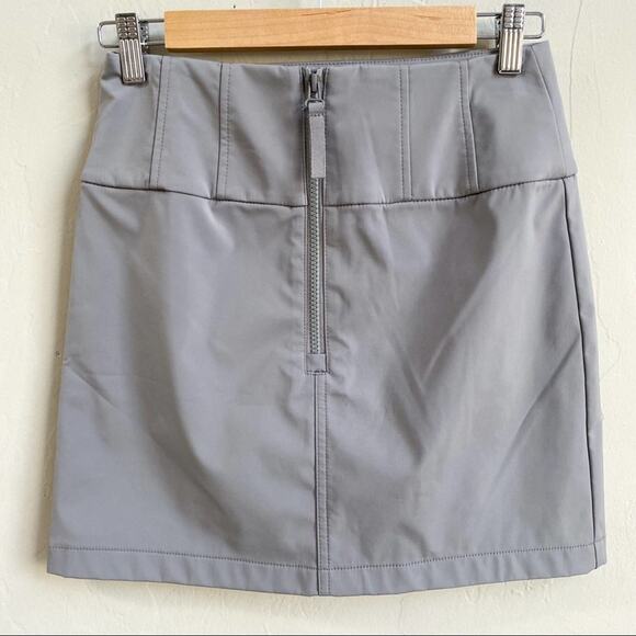NWT Zara Gray‎ Water Repellent Zip Mini Skirt - Picture 2 of 7